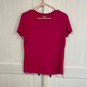 PRETTY PINK Land’s End, V-neck, short sleeved , shaped fit, T-shirt, size M
